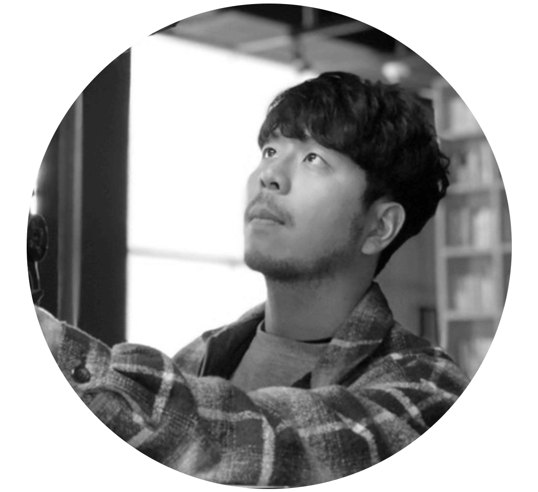 ImageSlide<b>김성인 <span style="color:#31A8FF;">촬영감독</span></b>