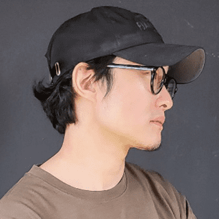웹툰 작가 홍작가