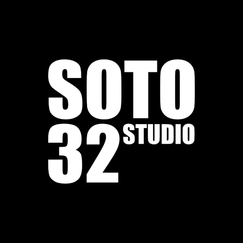 콜로소 피규어 모델러 SOTO32STUDIO