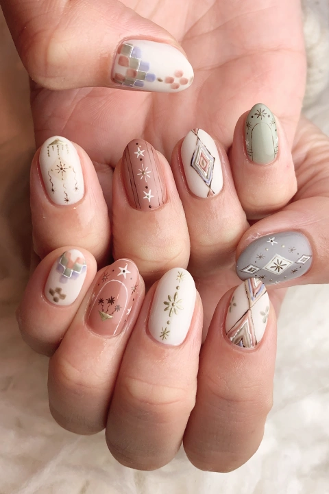Coloso ネイリスト manami