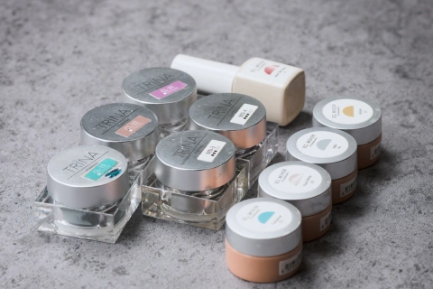 Coloso ネイリスト manami
