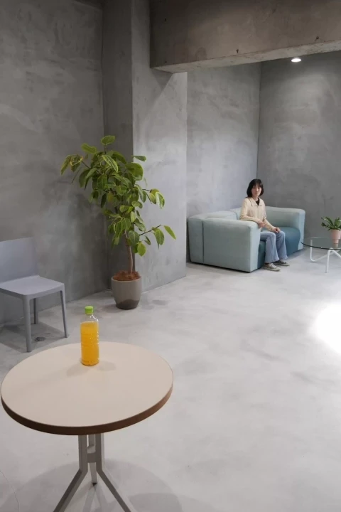 Coloso 映像クリエイター 笑うポーカーフェイス渡邊広樹