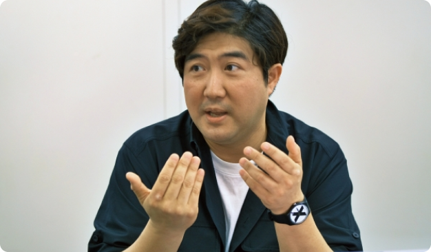 ImageSlide<a href="https://www.madtimes.org/news/articleView.html?idxno=20980" style="color: #FFFFFF;">
매드타임즈 - "이제 마케팅도 마케팅해야 합니다"
</a>