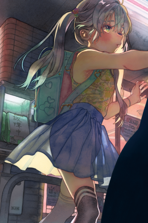 Coloso イラストレーター 七神マナ