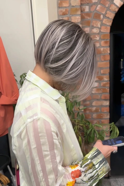 Coloso ヘアドレッサー 桑原大貴