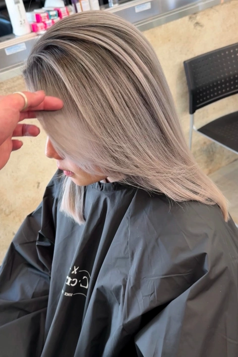 Coloso ヘアドレッサー 桑原大貴