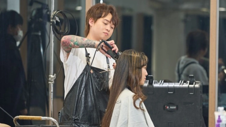 curriculum-hairdesigner-yong-section03-3.webp