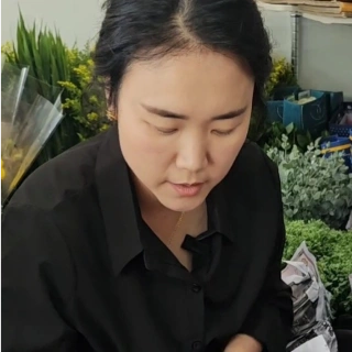 연사명