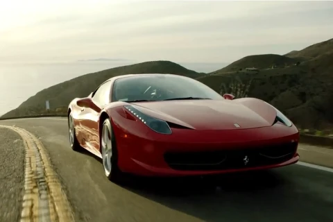 カーデザイナー ルク・ドンカーヴォルケ		