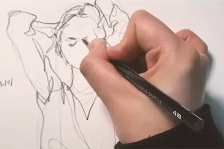 イラストレーター イ・ヨン