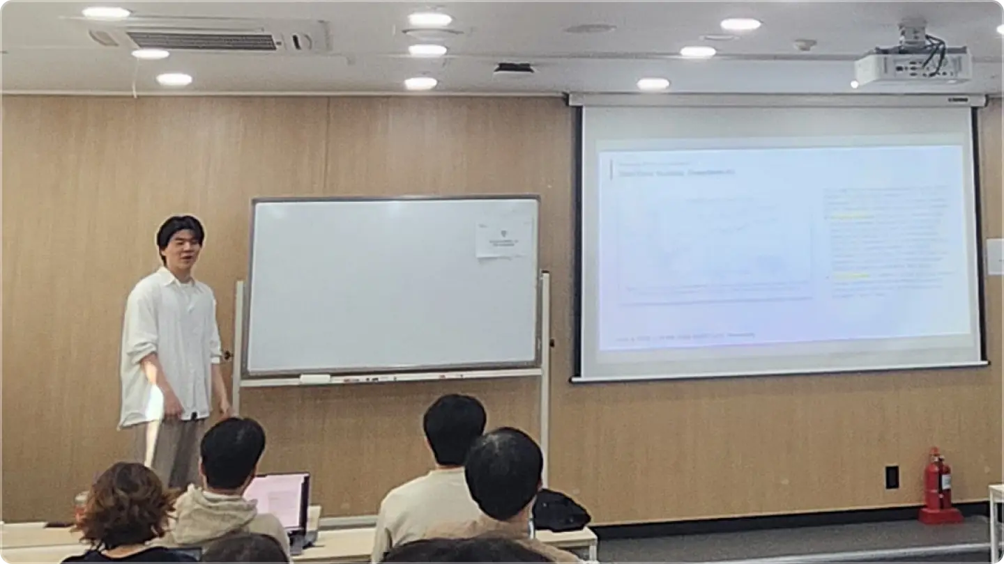 ImageSlide<span style="color:#fff;">2025 [패스트캠퍼스 ] LLM 실전 2-DAY 워크숍 : 고성능 & 저비용 LLM 효율 극대화 완성하기 with. Reasoning 강사님</span>
