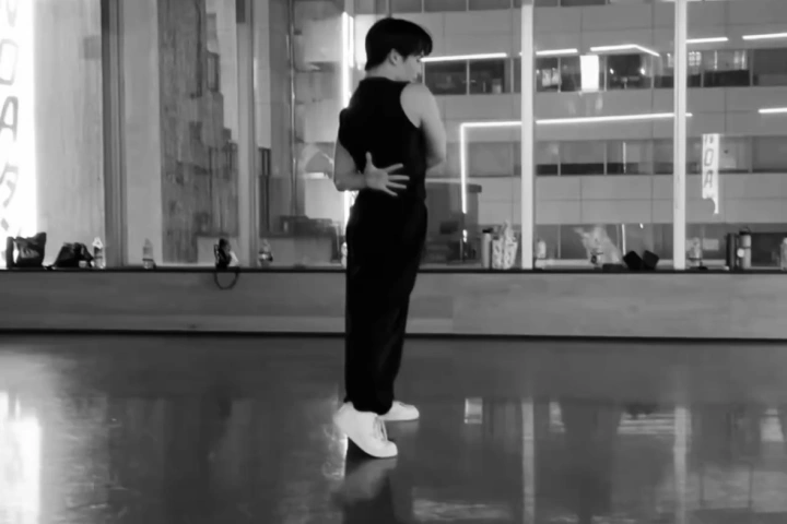 振付師 Toshiya ポートフォリオ