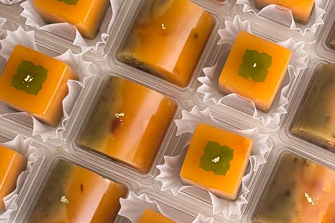 <p><strong>East Asian-style Desserts Using Natural Ingredients</strong></p>