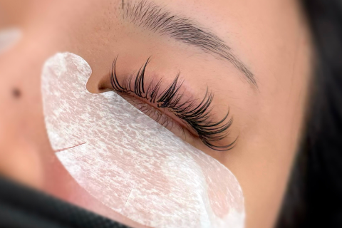 <p>픽서 없이도 퍼지지 않는 클래식 애니메 포인트 채우기</p>