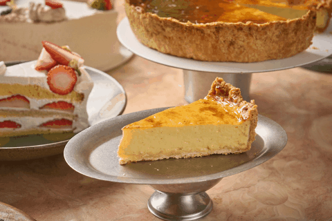 <p>매일 케이크 10판 이상 생산하는 고효율 작업 공정 노하우</p>