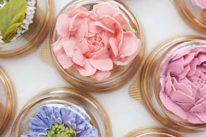 <p><strong>Seasonal Sales Strategies for Appreciation Gifts, Holidays, and More</strong></p>