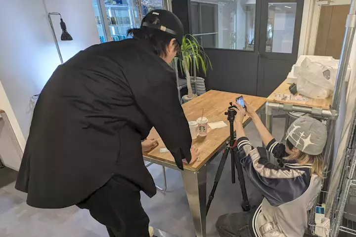 <p><strong>스마트폰을 활용한 촬영 기술</strong></p>