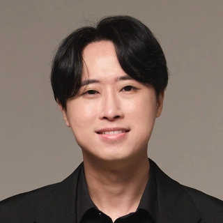 Jin Hwang