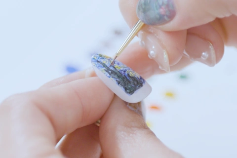 <p>人気の絵画ネイルモチーフ③ゴッホの星月夜</p>