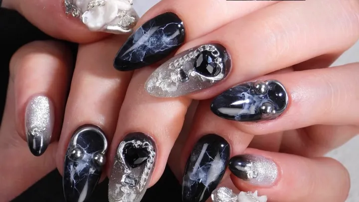 curriculum-nailartist-hwangyunm-01-2.webp