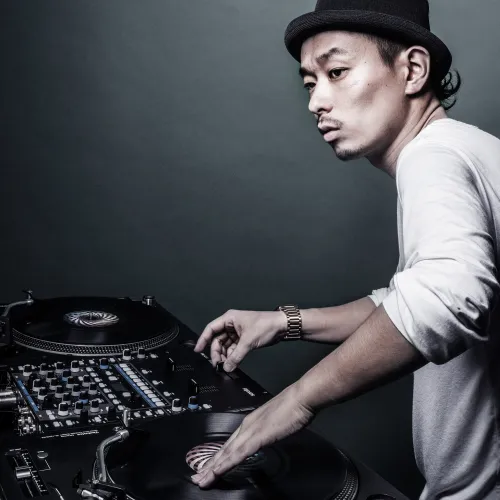 DJ KENTARO