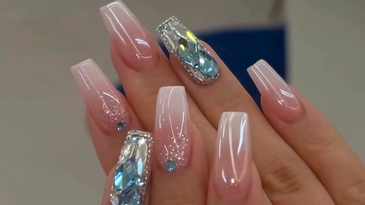curriculum-nailartist-kimminchae-section01-2.webp