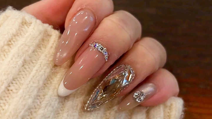 curriculum-nailartist-kimminchae-section05-2.webp