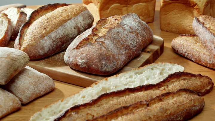 curriculum-baker-kimsihong-section03-1.webp