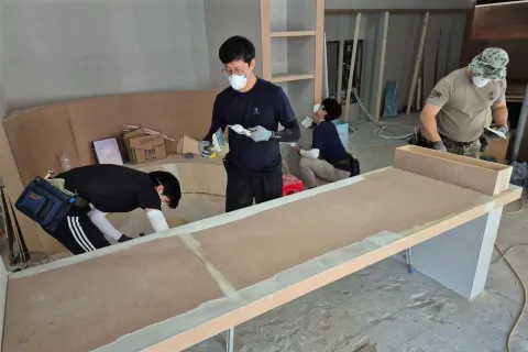<p><strong>인테리어 필름 기술자의 단계별 성장 로드맵</strong></p>