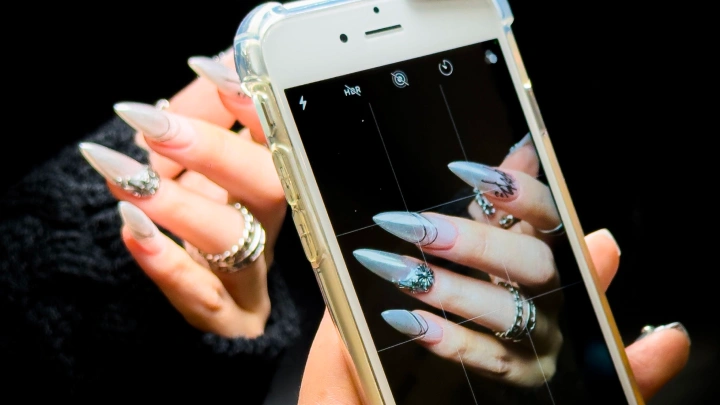 curriculum-nailartist-kimeungkyung-section03-1.webp