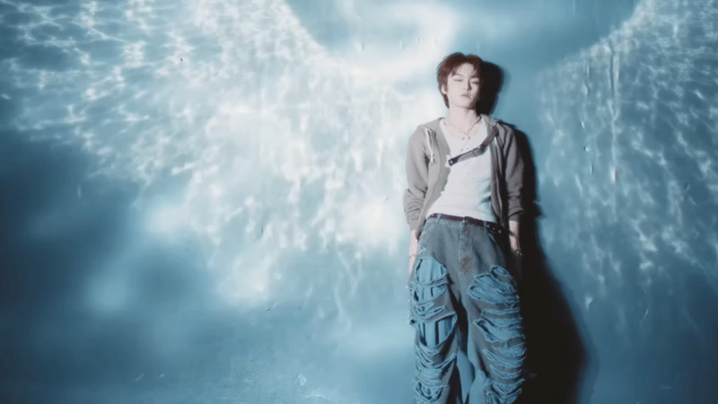 ImageSlide<center><b><span style="color:#fff;"> AEN ‘X to Z (Next to me) (Japanese ver.)’ M/V에 사용된 날개 추가 컷 </span></b> <br> <span style = "font-size:12px; "> <span style="color:#CECECE;">℗ CUBE Entertainment Co,. Ltd. All Rights Reserved.</span></span></center>
