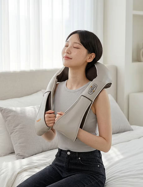 ImageSlide<span style="display:block; text-align:center; color:#ccc;"> 안마기</span>