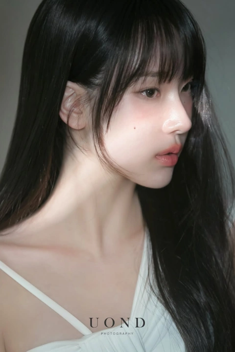 <p><strong>얼굴형과 두상에 맞춘 디자인 진단 가이드</strong></p>